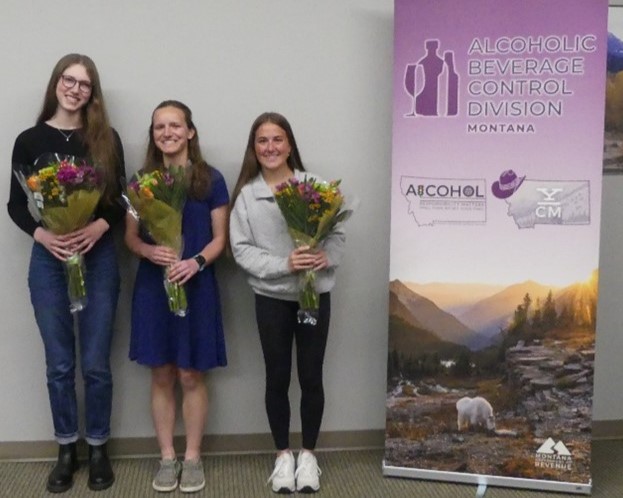 Picture of the three scholarship winners